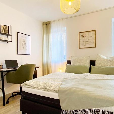 Blossfeld-Apartments Geraeumige Stadtoase Mitten Im Zentrum Mit 3 Schlafzimmern, Gratis Parkplatz, W-Lan, Netflix Ена Экстерьер фото